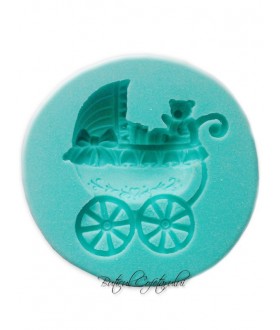 Mulaj carucior cu ursulet