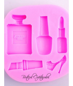 Mulaj cosmetice Chanel