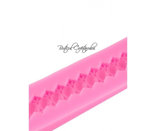 Mulaj bordura elegance