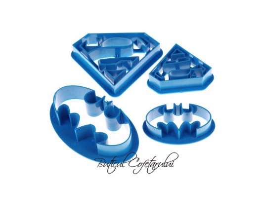 Decupator sigla batman si superman