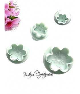 Decupatoare flori de cires 2