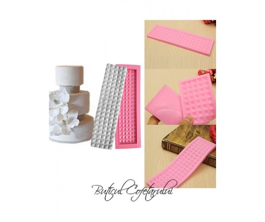 Mulaj bordura strasuri