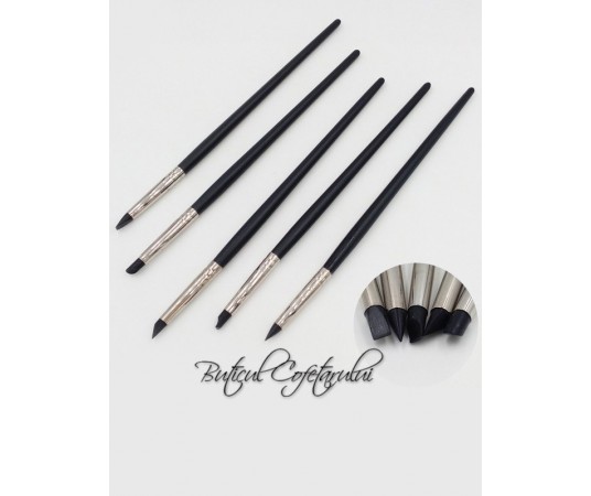 Ustensile cu capete din silicon detalii fine