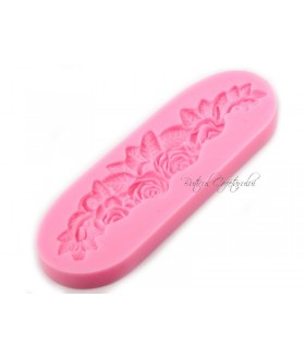 Mulaj ornament tradafiri cu frunze