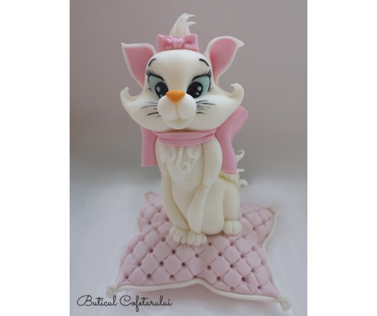 Figurina pisica aristocrata