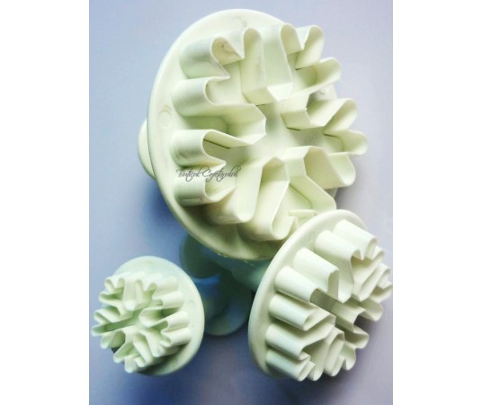 Decupatoare fulgi nea