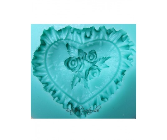 Mulaj inimioara cu dantela