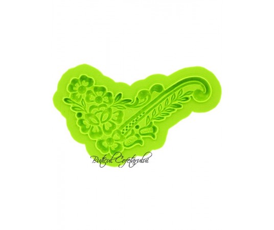 Mulaj dantela ghirlanda flori