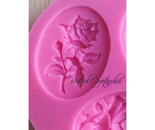 Mulaj silicon brosa trandafiri