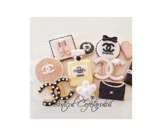 Decupator sigla chanel